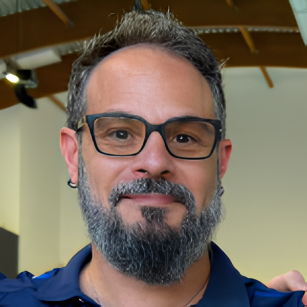 Photo 1 sur 1 de l’article Bienvenue à Yann Jacquier, nouvel entraîneur du groupe Compétition !